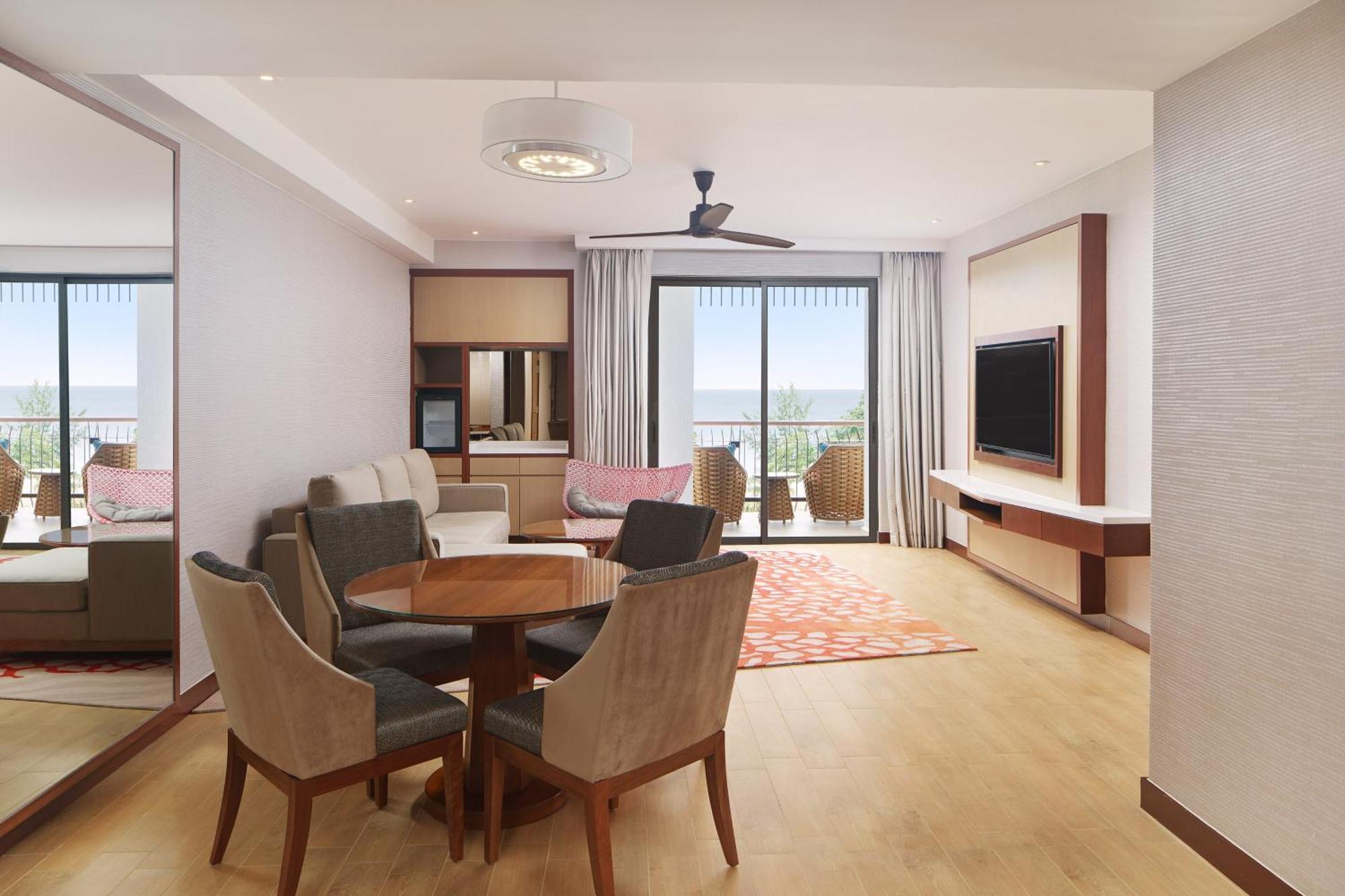 The Westin Desaru Coast Resort Екстериор снимка A typical living room in a 3-bedroom apartment