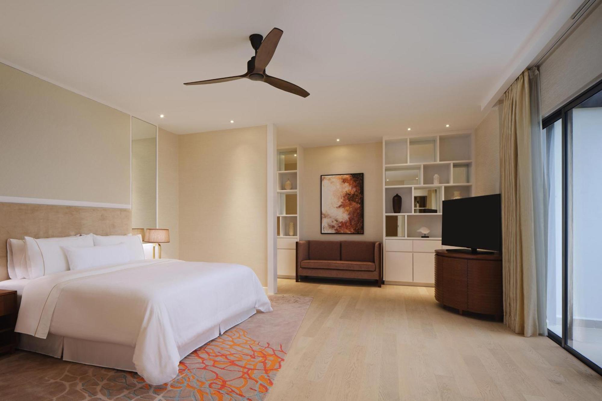 The Westin Desaru Coast Resort Екстериор снимка A bedroom at the hotel