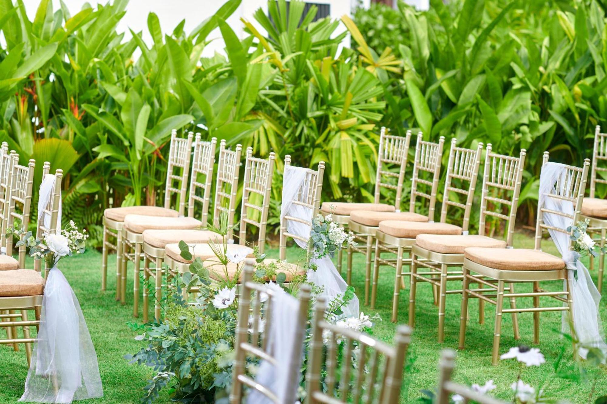 The Westin Desaru Coast Resort Екстериор снимка Chivari chairs at a wedding