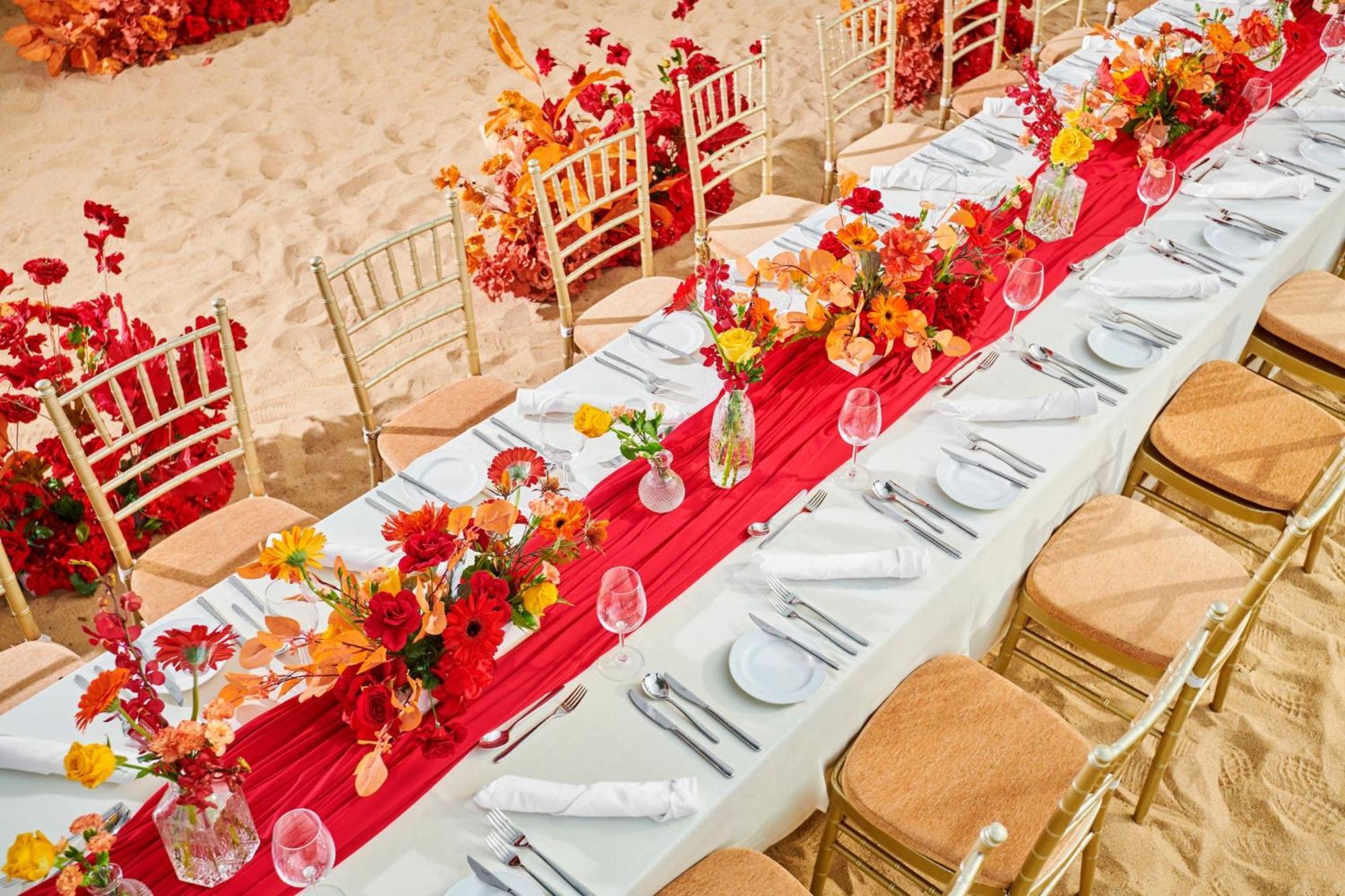 The Westin Desaru Coast Resort Екстериор снимка A table runner