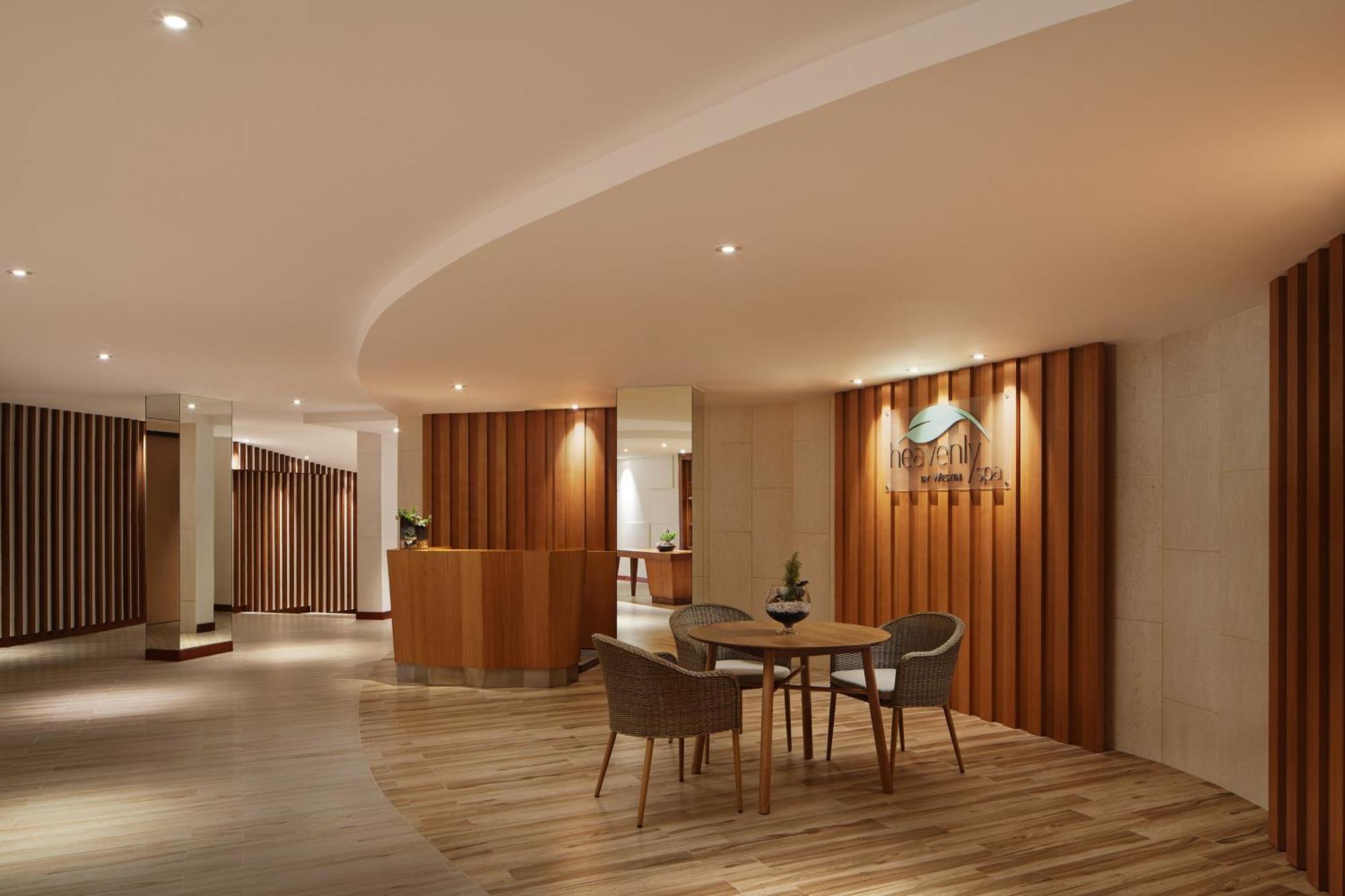 The Westin Desaru Coast Resort Екстериор снимка The interior of the hotel